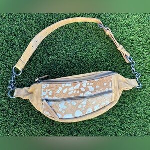 *****SOLD*********Free people Belt Bag